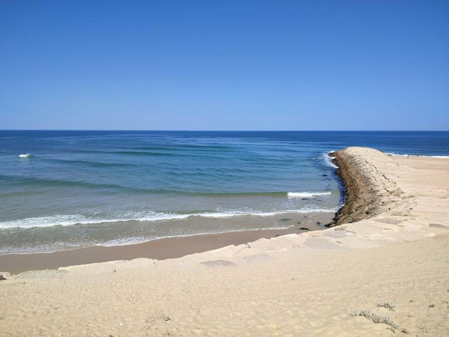Casa De Praia Acolhedora/ Cosy Beach House Marinha das Ondas Exterior photo